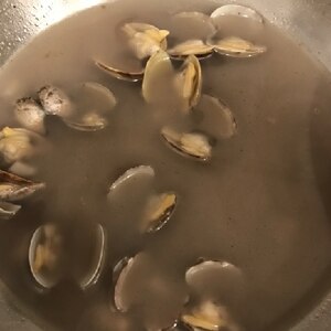 肉と魚貝の旨味スープ
